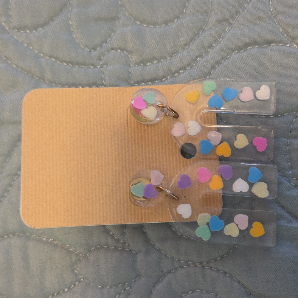 **DONATE 4/19**EUC COLORFUL HEART DROP EARRINGS